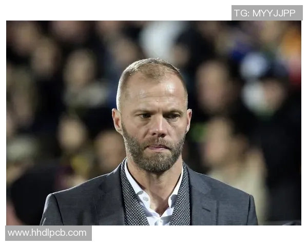 打造足球梦之队：集合顶级球星组成最强阵容的传奇之旅